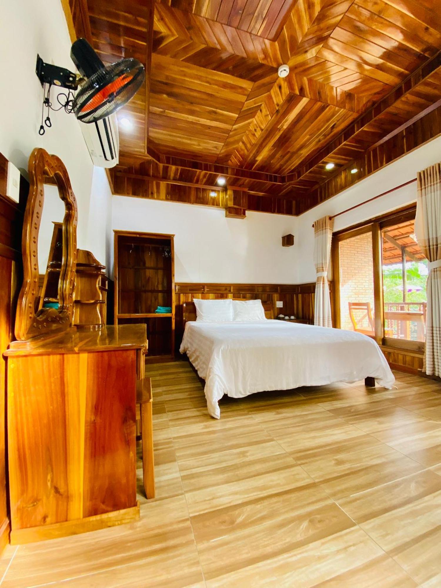Y Nghia Bungalow Ong Lang Phu Quoc Exterior foto